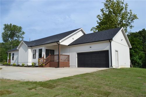 1619 N 55th St, Kansas City, KS, 66102-1430 | Card Image