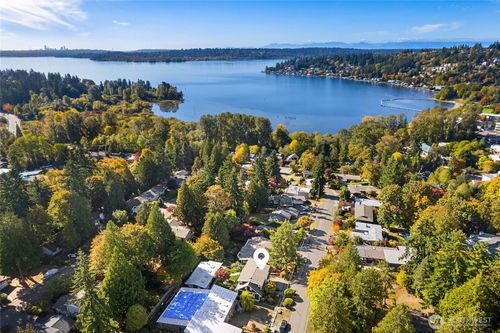 10139 Ne 113th Pl, Kirkland, WA, 98033-4324 | Card Image