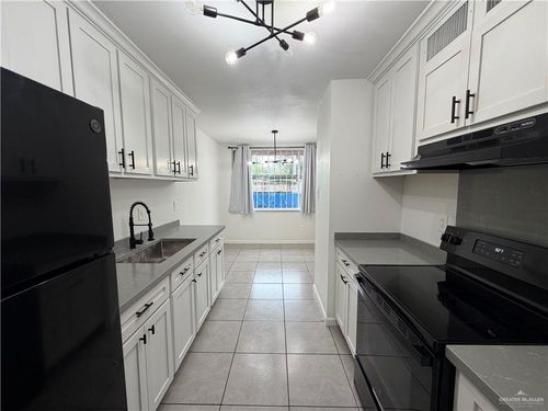 305-401 Boca Chica Boulevard, Brownsville, TX, 78520 | Card Image