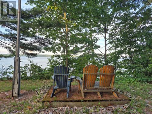 1379 Champlain Road, Tiny, ON, L9M0C1 | Card Image