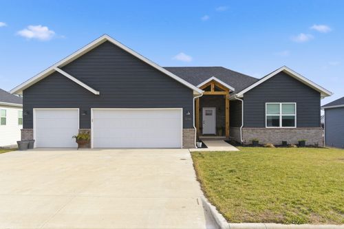 1236 S Birch Ave, Springfield, MO, 65802-6057 | Card Image