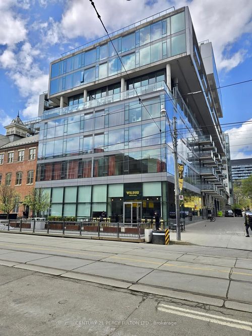 {{alt}} | Card Image