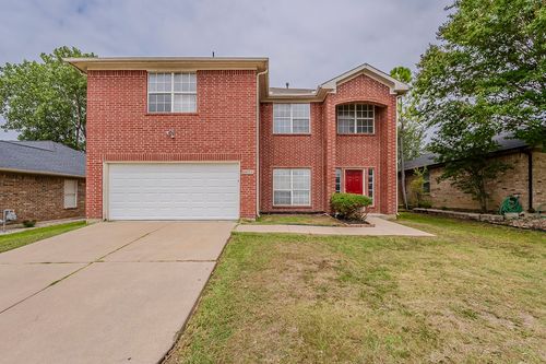 611 Joy Ln, Mansfield, TX, 76063-7649 | Card Image