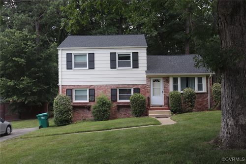 9500 Minna Dr, Henrico, VA, 23229-3025 | Card Image