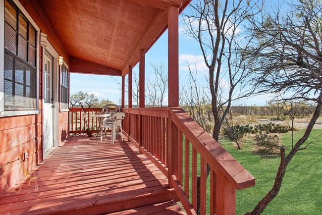 9475 N Us Highway 377, House other with 3 bedrooms, 2 bathrooms and 5 parking in Junction TX | Image 27