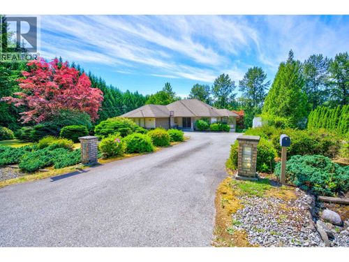 12753 261 St, Maple Ridge, BC, V2W1C3 | Card Image