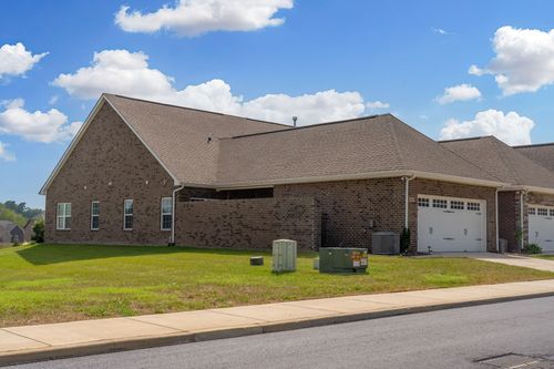 1647 Foston Ln, Gallatin, TN, 37066-2780 | Card Image