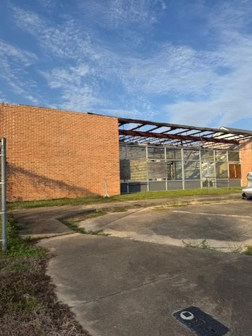 504 Commerce St, Palacios, TX, 77465-5224 | Card Image