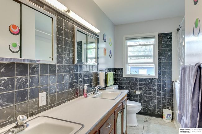 8539 Hamilton St, House other with 3 bedrooms, 2 bathrooms and 3 parking in Omaha NE | Image 17