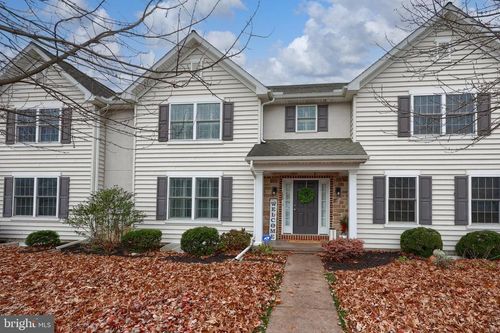 120 Baneberry Ln, Lititz, PA, 17543-7510 | Card Image