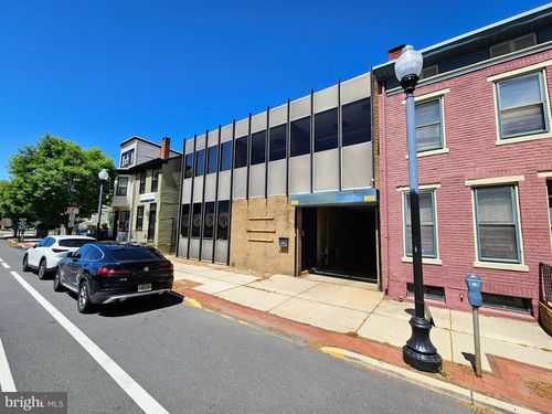 44-42 W Lafayette St, Trenton, NJ, 08608-2011 | Card Image