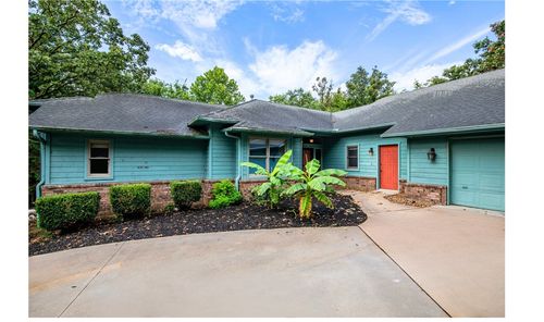 11974 Oak Hills Dr, Bentonville, AR, 72712-8783 | Card Image