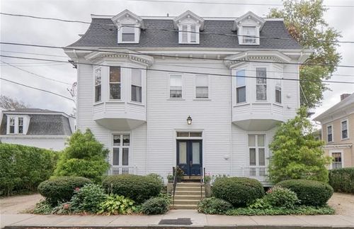 5-67 Perry St, Newport, RI, 02840-4054 | Card Image