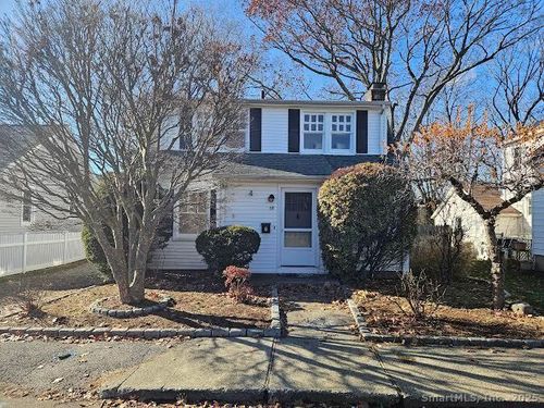 16 Elton Ct, Norwalk, CT, 06851-4830 | Card Image