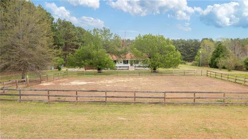 39205 Warrique Rd, Ivor, VA, 23866-2624 | Card Image