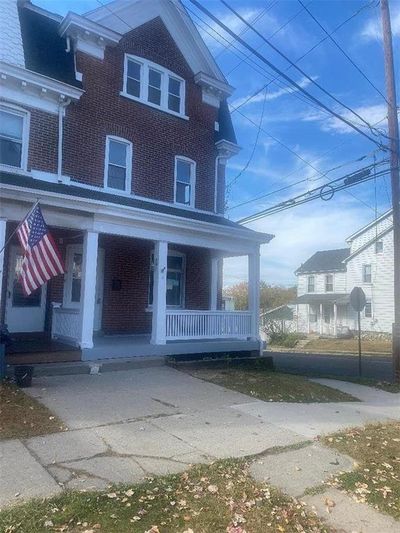 919 Center Street, House other with 4 bedrooms, 1 bathrooms and null parking in Bethlehem City PA | Image 2