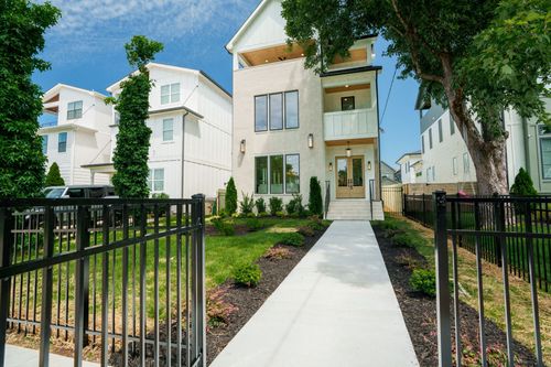 5510 Pennsylvania Ave, Nashville, TN, 37209-1437 | Card Image