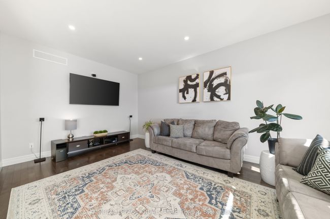 64 Crews Cres, House other with 4 bedrooms, 4 bathrooms and 4 parking in Trenton ON | Image 21