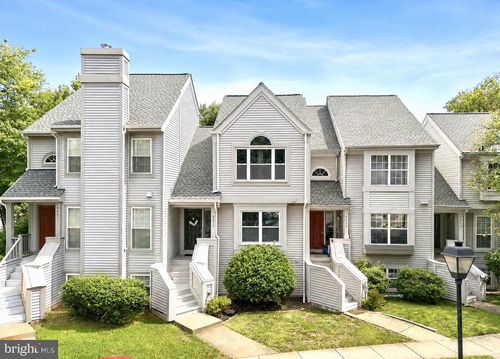 6003 Creekstone Ln, CENTREVILLE, VA, 20120-3408 | Card Image