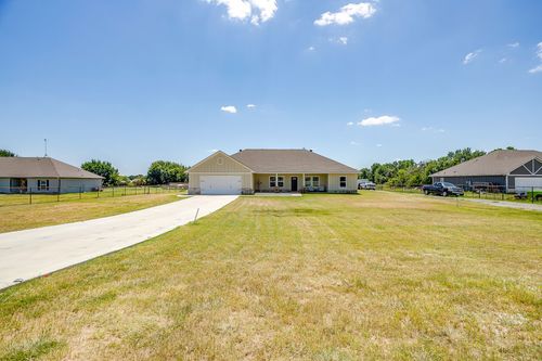 4930 Midway Rd, Weatherford, TX, 76085-9404 | Card Image
