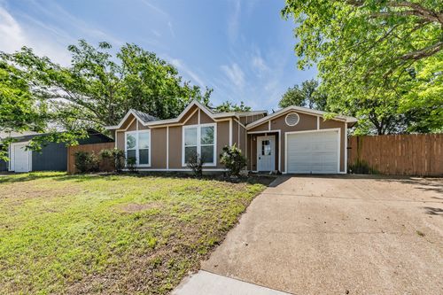 3812 Indian Wells Drive, Arlington, TX, 76017 | Card Image