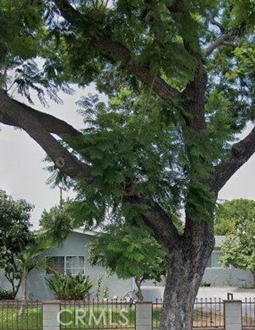 1130 S Douglas St, Santa Ana, CA, 92704-3210 | Card Image