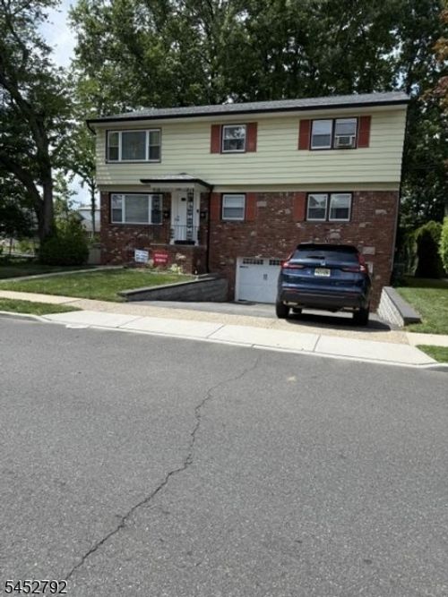 727 Gates Ter, Union, NJ, 07083-8013 | Card Image