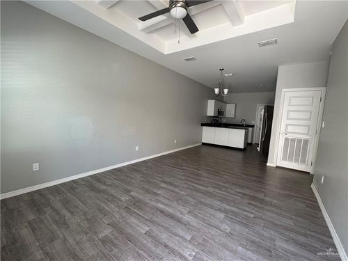 apt-3-408 Carlisle Ave, Edinburg, TX, 78539-3872 | Card Image