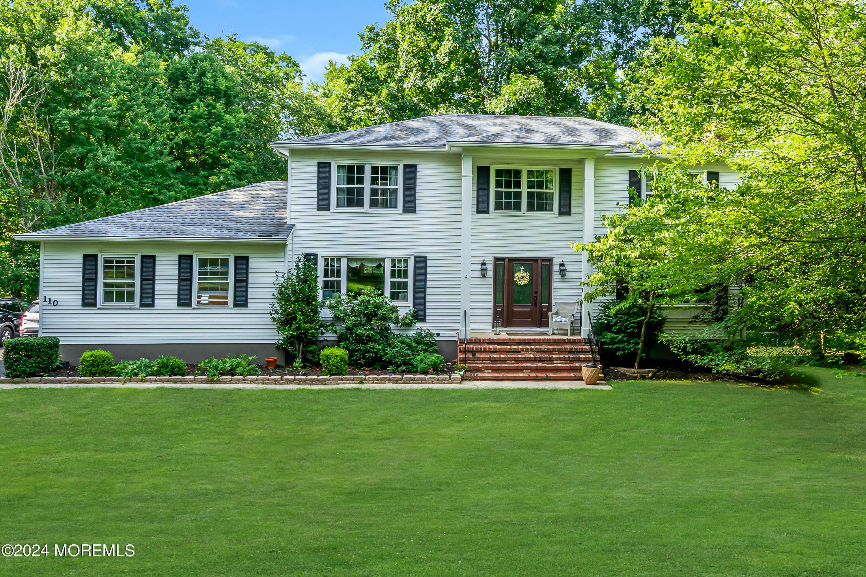 Taylors Mills Rd, Manalapan, NJ 07726