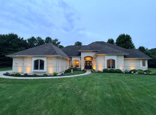 2811 River Edge Cir, Sugarcrk Twp, OH, 45370-9796 | Card Image