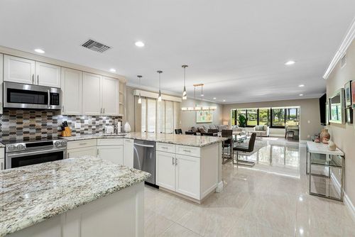 apt-a-18 Westgate Ln, Boynton Beach, FL, 33436-6366 | Card Image