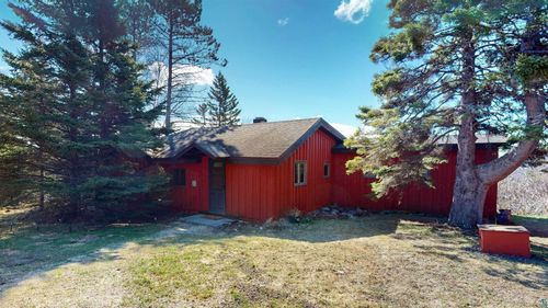 1804 E Highway 61, Grand Marais, MN, 55604-2117 | Card Image