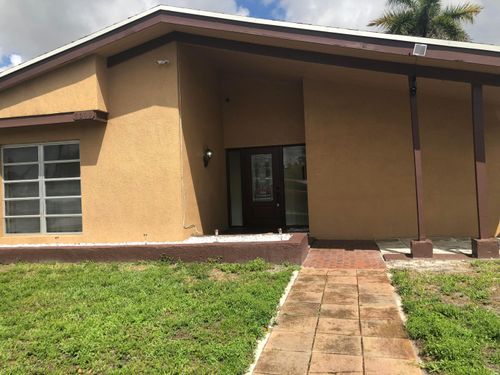 6609 Arbor Dr, Miramar, FL, 33023-4901 | Card Image