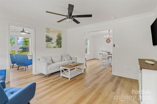 2328 Sanders Ave, Charlotte, NC, 28216-4938 | Card Image