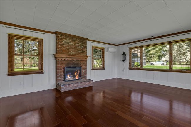 3945 Tuscarawas Rd, House other with 3 bedrooms, 3 bathrooms and 4 parking in Brighton Twp PA | Image 12