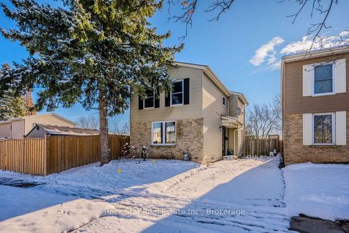 77 Timberlane Cres, Kitchener, ON, N2N1T5 | Card Image