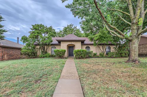 1304 Seabrook Dr, Plano, TX, 75023-2927 | Card Image