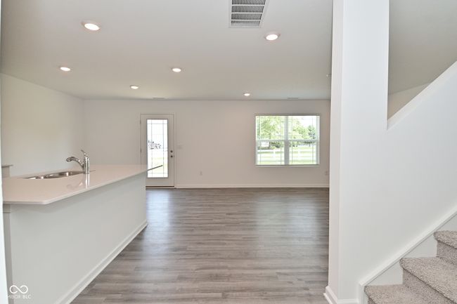 Open Concept floor plan! | Image 7