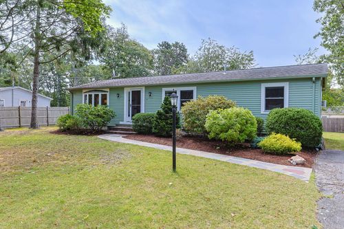 35 Driftwood Cir, Harwich, MA, 02645-2913 | Card Image