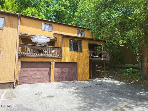311-311 Autumn Chase Dr, Johnson City, TN, 37601-1362 | Card Image