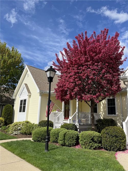 320-500 Mendon Rd, Cumberland, RI, 02864-6227 | Card Image