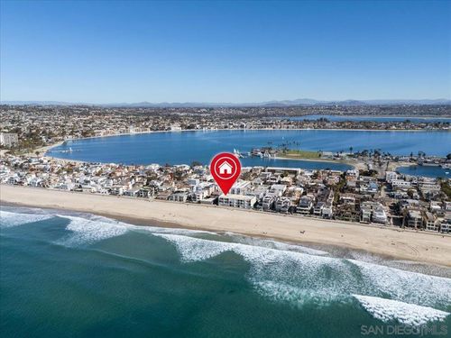 18-3755 Ocean Front Walk, San Diego, CA, 92109-8245 | Card Image