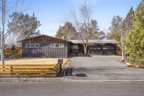 1199 Sw Canyon Dr, Redmond, OR, 97756-2930 | Card Image