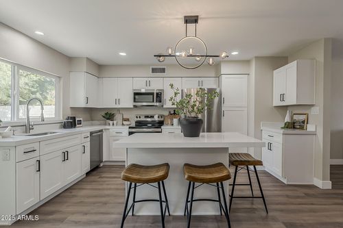 2136 W Portobello Ave, Mesa, AZ, 85202-7967 | Card Image
