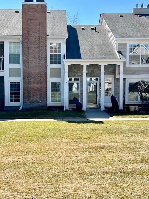 56146 Chesapeake Trl, Shelby Township, MI, 48316-5063 | Card Image