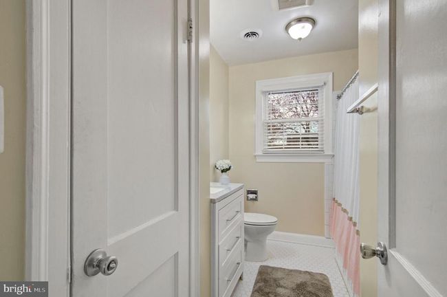 8231 Mount Vernon Hwy, House other with 6 bedrooms, 4 bathrooms and null parking in ALEXANDRIA VA | Image 15
