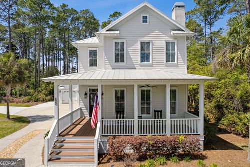 620 Charleston Way, Saint Mary's, GA, 31558-1940 | Card Image