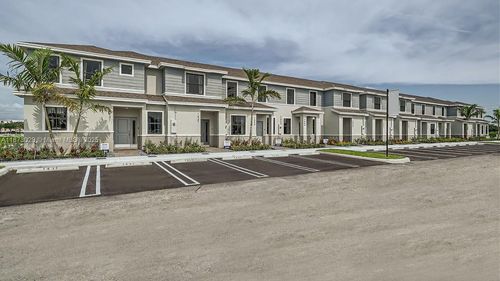 251 Ne 16th St, Florida City, FL, 33034-4915 | Card Image