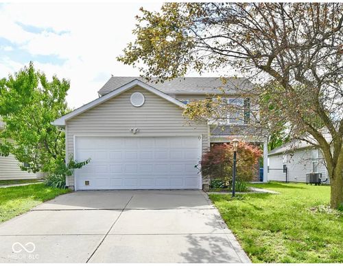5302 Cliff Ridge Dr, Indianapolis, IN, 46217-2748 | Card Image