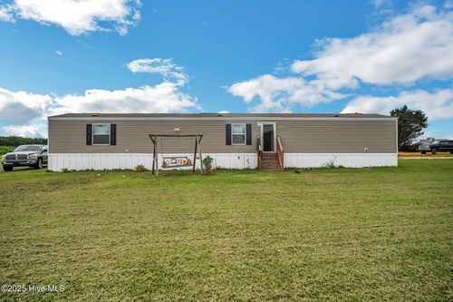 865 Old Mill Rd, Stantonsburg, NC, 27883-9521 | Card Image